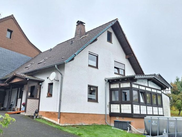 WINDECK-Halscheid | Ensemble aus zwei Wohnhäusern – Foto 1