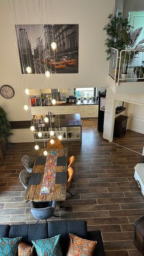 Een bijzonder huis in het Taunusgebergte – Foto 6