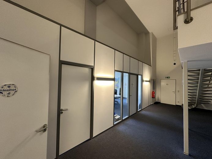 Eingangsbereich & Empfang