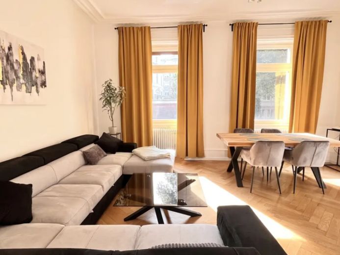 Schicke Villenwohnung im Zentrum von Baden-Baden Nahe Brenners Parkhotel. – फोटो 1