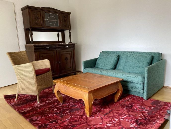 Bright 2-room apartment with conservatory, furnished – Foto 2