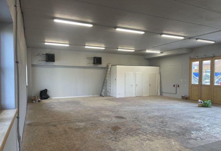 EXKLUSIVE WERKSTATT, HALLE, LAGER ODER PRODUKTIONSFLÄCHE IM EG – Foto 1