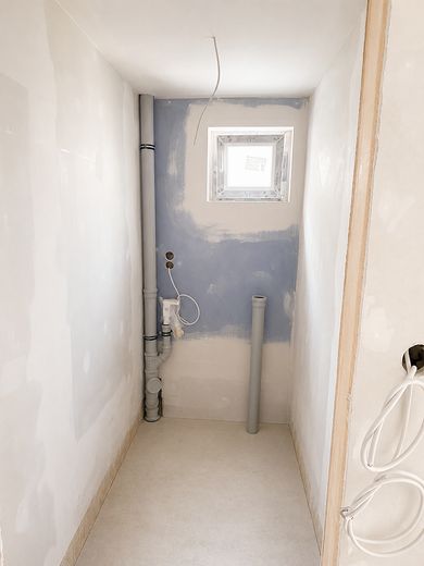 KfW-40 Zweifamilienhaus im Zentrum | Selbst wohnen & vermieten | Erstbezug – Wohnung EG Abstellkammer
