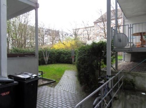 Vollvermietetes und saniertes Renditeobjekt mit Balkonen und Aufzug in zentraler Lage – K800_SDC12690