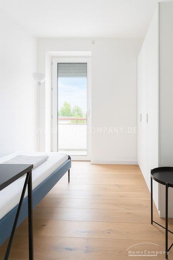 Modern ausgestattete 8 Zimmer-Wohnung in Neuhausen – 80d3026ae67c3329b27c48f0f0b9491a0222bf96.jpg