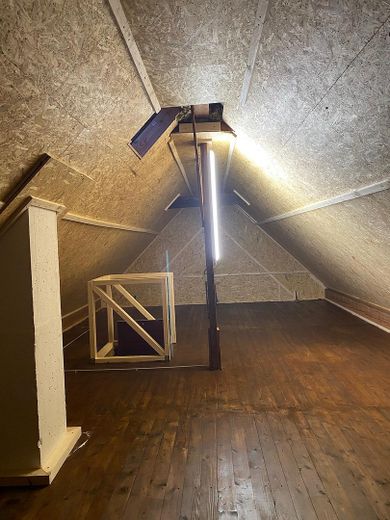 Modernisiertes Einfamilienhaus mit Kamin,Wallbox,bezugsfertig & tollem Wohngefühl – Dachboden