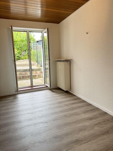 3 Zimmer. 2 Bäder. EBK. Balkon & Terrasse. Garage. Achim Uphusen – Foto 2
