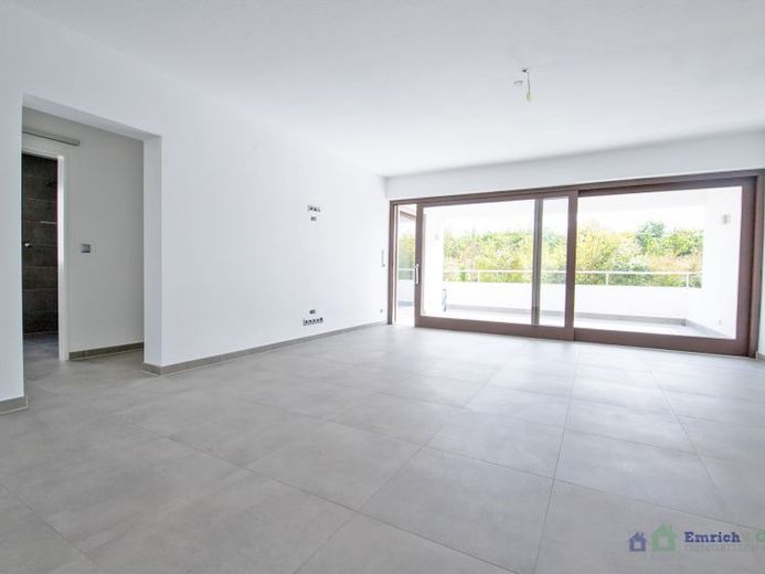 Modern saniert, sofort verfügbar: 3,5-Zimmer-Wohnung in Heidesheim am Rhein – Foto 1