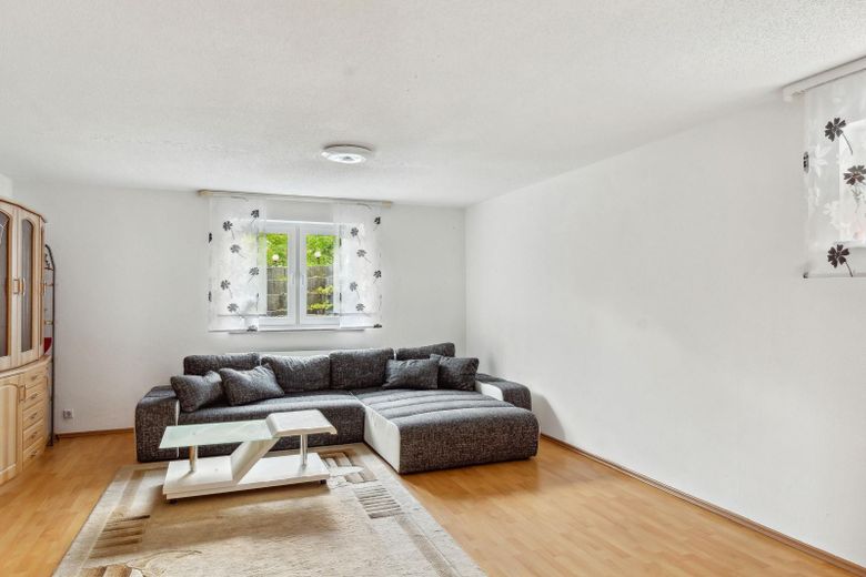 Modernes Einfamilienhaus / Bungalow mit großem Garten und viel Platz für die ganze Familie – Foto 11