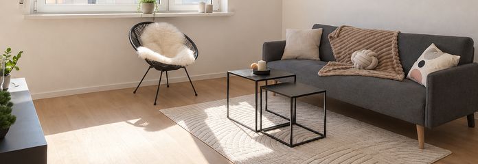 Świeżo zmodernizowane mieszkanie 3-pokojowe z balkonem – pierwsze zasiedlenie i bez prowizji – Wohnzimmer