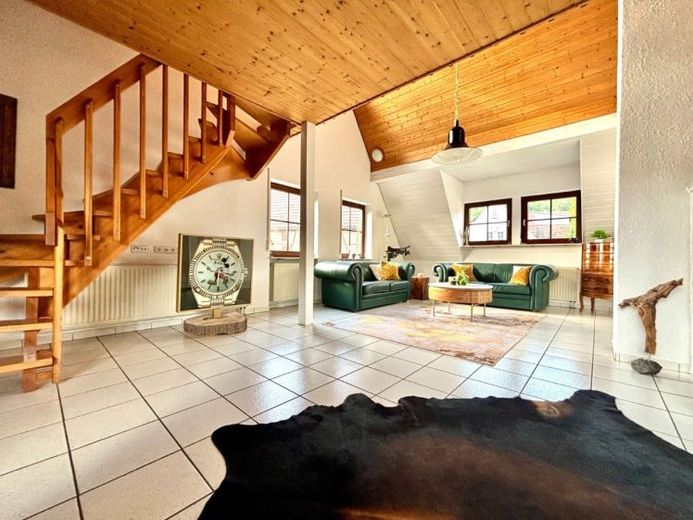 Eine Maisonettewohnung, die ihresgleichen sucht - Provisionsfrei – Foto 1