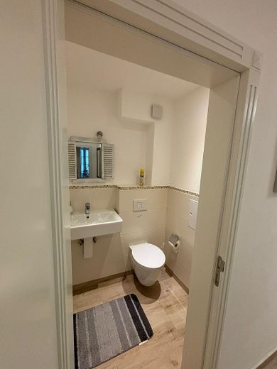 Gäste WC UG