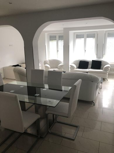 Wohn- und Esszimmer
