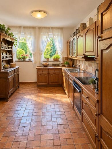 Casa unifamiliare indipendente in posizione idilliaca – Landhausküche