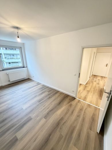 Wunderschöne 3-Zimmer-Eigentumswohnung mit Garage – Kinderzimmer