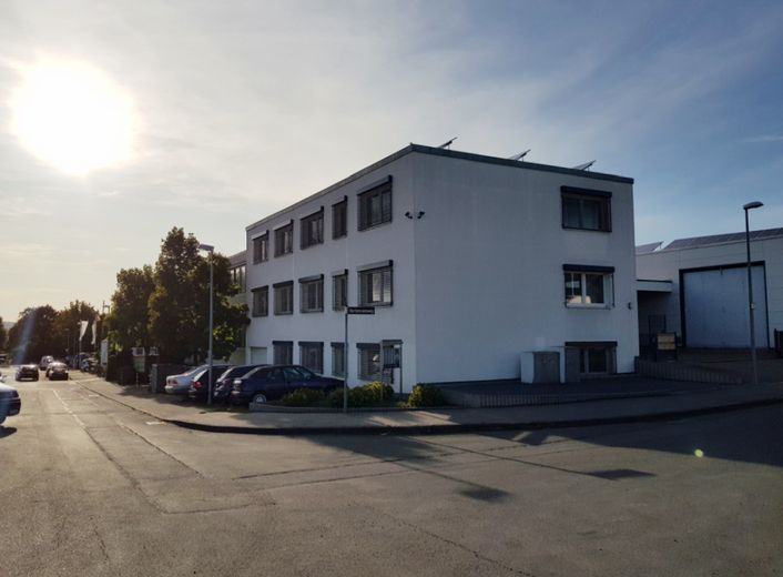 Bürofläche in Stuttgart Sommerrain zu vermieten - 4 Räume mit insg. 122m² – Foto 1