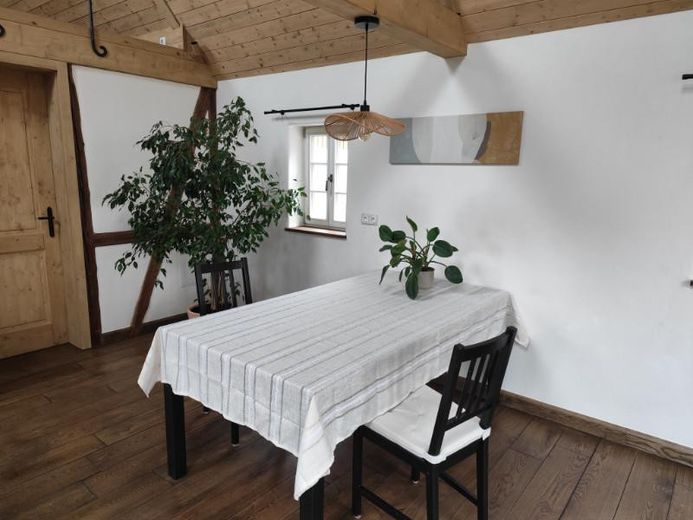 Kleine Galeriewohnung im liebevoll sanierten Fachwerkhaus – Wohnbereich