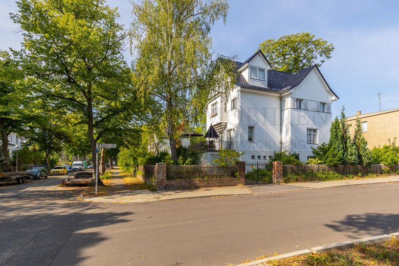 Grundstück für ein kleines MFH, Gewerbe, Villa. Provisionsfrei nur 200 Meter zum Wasser. – Foto 7