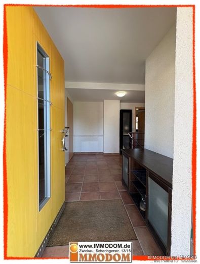 Hochwertiges Wohnhaus mit Maisonetten-Wohnung und 2 Einliegerwohnungen in Zwickau zu verkaufen! – Hauseingang