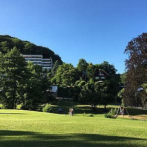Apartamento dúplex de 4,5 habitaciones en el Kurpark de Schlangenbad – Kurpark