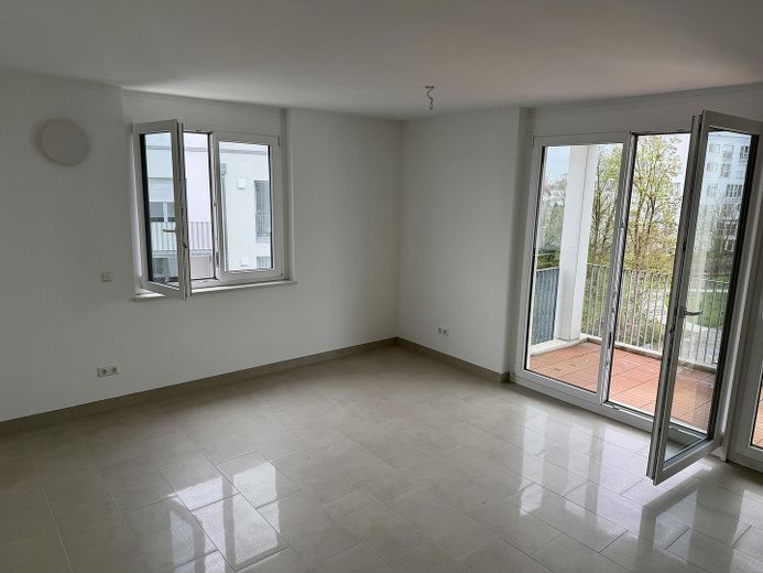 60,49 м² квартира в новостройке с 2 комнатами, доступна сразу, балкон – Фото 3