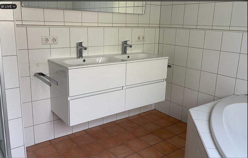 Top attrezzato, quartiere di ville, con terrazza – Foto 10