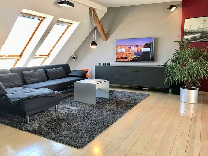 SANS COMMISSION : maisonette sous les combles à Bergmannkiez – Wohnbereich 5. OG