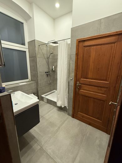 Repräsentative Altbauwohnung in zentraler Lage – Foto 21