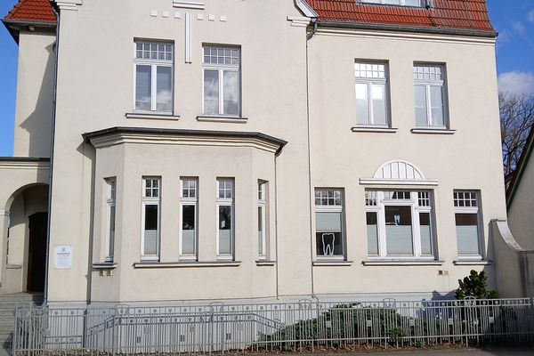 Charaktervolles Wohn- und Geschäftshaus mit zwei Wohnungen und vielseitig nutzbarem Erdgeschoss