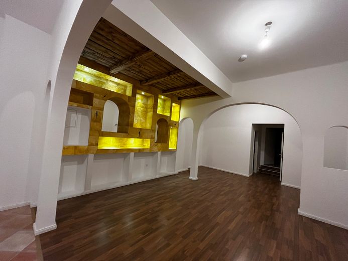180 m² sanierte Altbauwohnung – Wohnzimmer