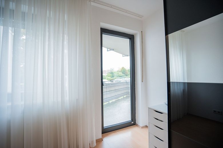 Appartement élégant de 2 pièces avec balcon et cuisine équipée à Saulheim - sans commission – Foto 6