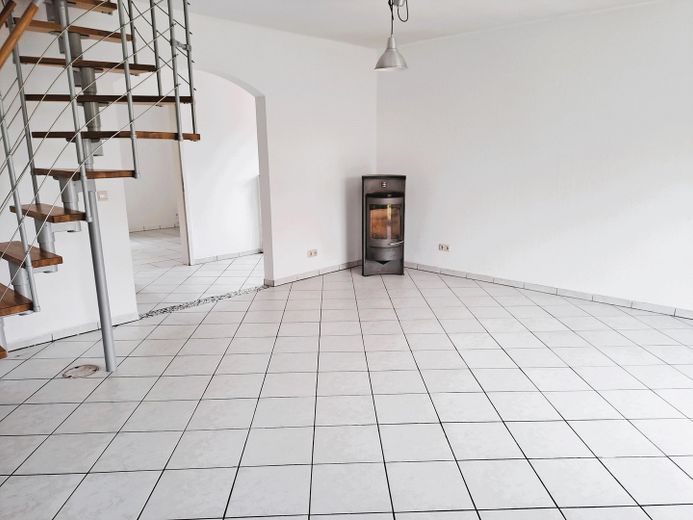 Wohnraum mit Kamin