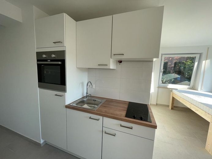 +++ Stilvolles Micro-Appartment in Top Lage nahe Bahnhof Feuerbach +++(4) – Küche Studio 4