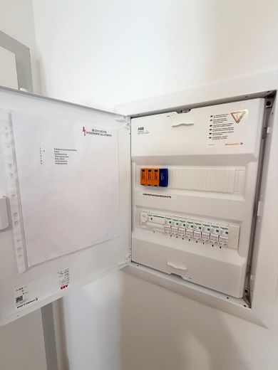 ERSTBEZUG | KERNSANIERTE 2 ZIMMER WOHNUNG MIT SÜDBALKON | RUHIG | SCHWABING-WEST | OLYMPIAPARK – Foto 12