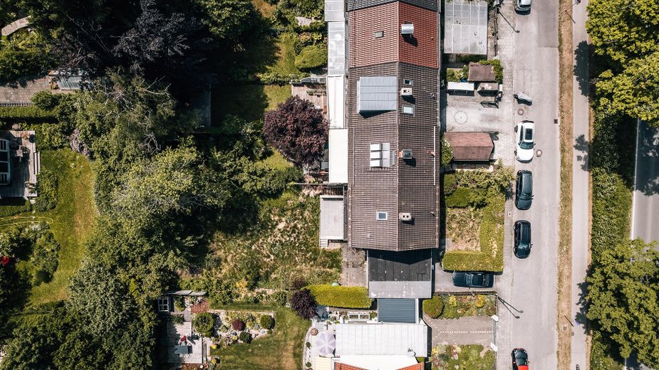 Traumhaftes Gartengrundstück 507qm Nähe Isarhochufer in Pullach mit großem Potential – Vogelperspektive Grundstück 2
