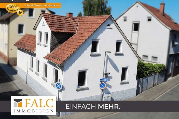 Freistehendes Stadthaus mit sechs Zimmern, Hof, Garage und vielseitigem Nutzungspotenzial