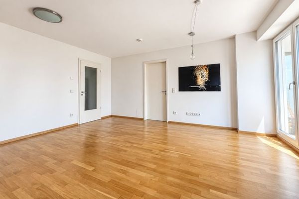 Über den Dächern von Haidhausen – 2 Zimmer, großer Südbalkon & urbanes München