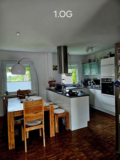Top gepflegtes Haus*traumhafter Garten*zentrumsnah & naturverbundener Stadtteil Köln*3 Wohnkonzepte – 1.OG Essbereich & Küche