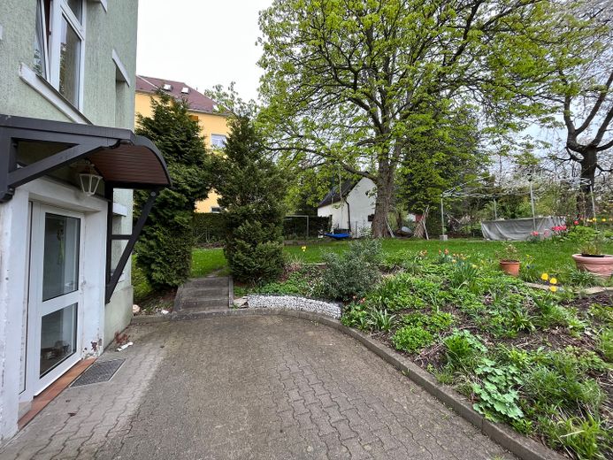Erstbezug nach Renovierung - 5-Raumwohnung im 1. OG in ruhiger Lage – Foto 13