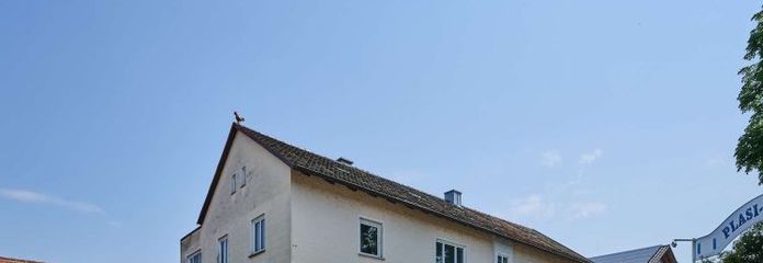 Handwerker-Traum: Erwecken Sie dieses 314 m² Juwel im Herzen von Geiselhöring zu neuem Leben