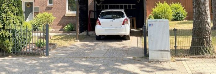 Vivere in modo compatto, vivere con ampiezza – con cantina a Glinde: casa invece di appartamento