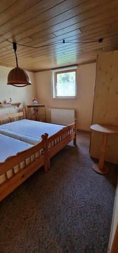 Schönes Freistehendes Haus in Bad Sachsa-Steina – UG Schlafzimmer 1_Bild 2