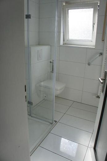 ** RENOVIERTES EINFAMILIENHAUS - IN RUHIGER LAGE IN SELBACH ** – Bild 9