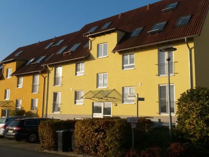 Objet d’investissement attractif : immeuble résidentiel entièrement loué à Schkeuditz – Photo 1