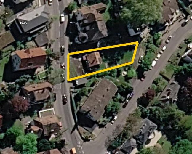 विसबाडेन-बिब्रिख: 499 m² दक्षिण ढलान वाला भूखंड – ध्वस्तीकरण स्वीकृत, कमीशन-मुक्त – Lage