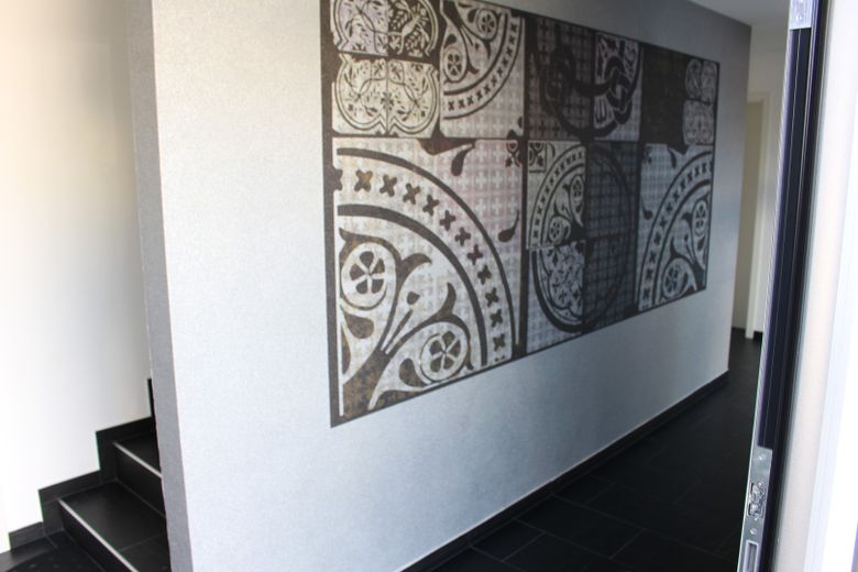 Ekskluzywne mieszkanie z tarasem i ogrodem o powierzchni ok. 50 m² – Treppenhaus