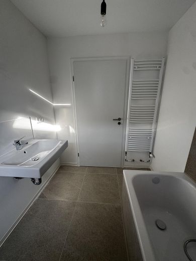Einziehen & Wohlfühlen - Renoviertes EFH mit Terrasse und Gemeinschaftsgarten – Foto 16