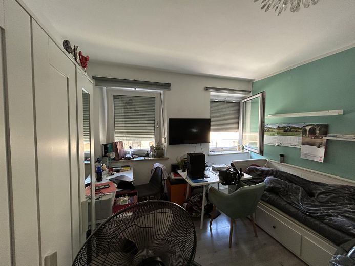 Großzügige 3-Zimmer-Wohnung mit Balkon – zentral in Lauingen – Büro