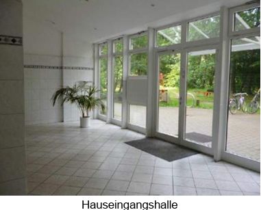 Apartamento de 2 habitaciones en Waldenau-Pinneberg – Hauseingangsbereich