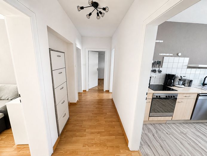 Neat 3-room apartment with balcony – Flur